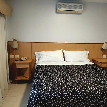 Urbana Suites Mendoza Eksteriør bilde