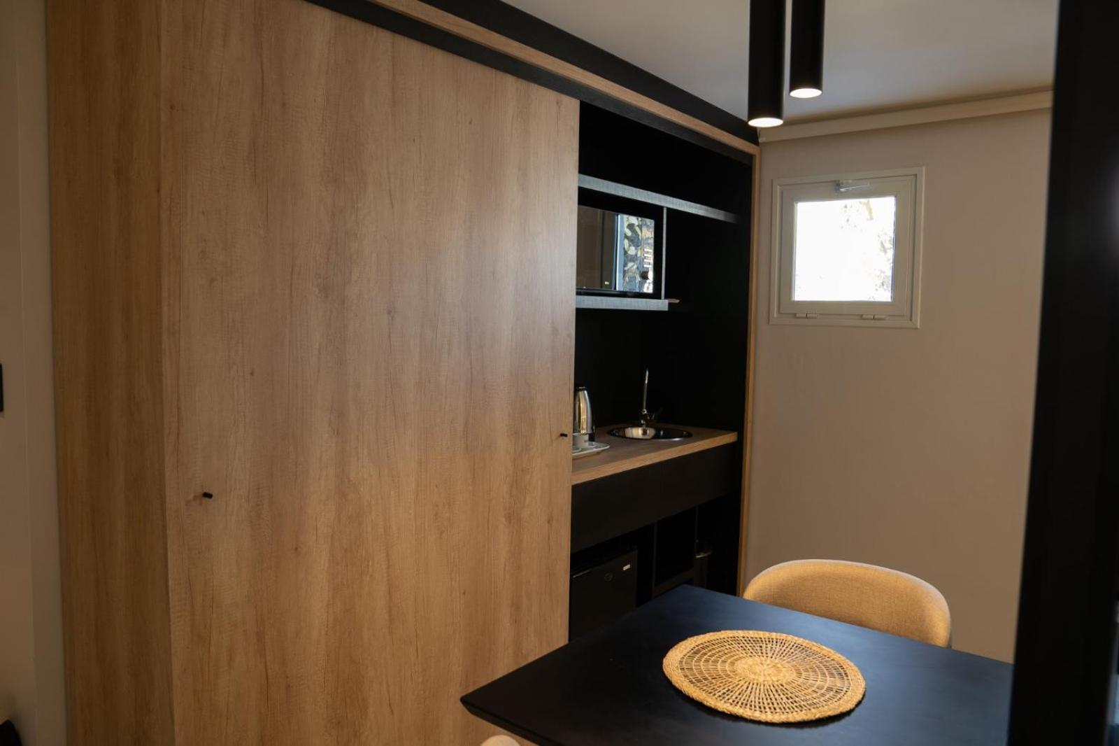 Urbana Suites Mendoza Eksteriør bilde