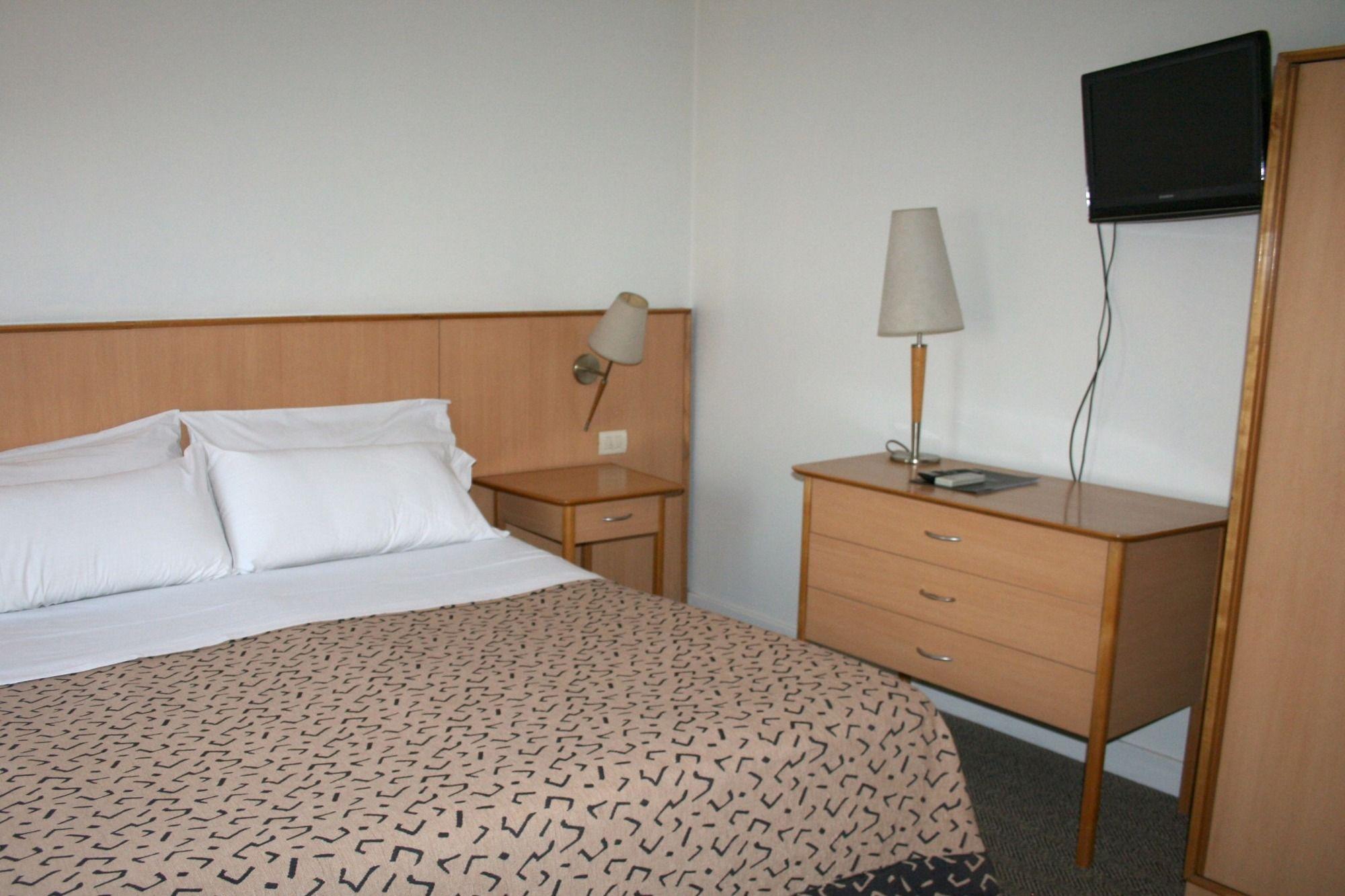 Urbana Suites Mendoza Eksteriør bilde
